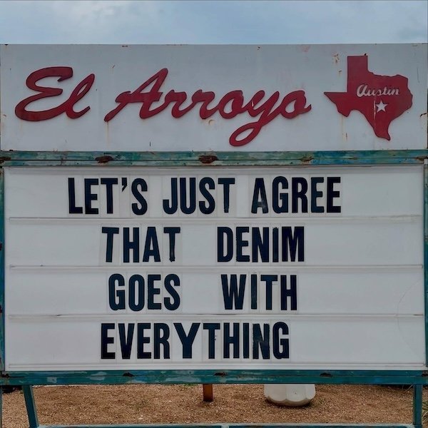 Hilarious Signs (31 pics)