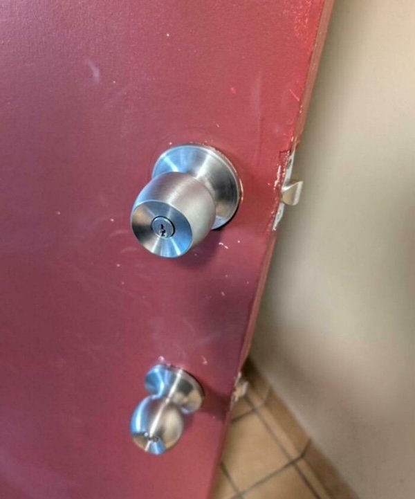 Terrible Landlords (29 pics)