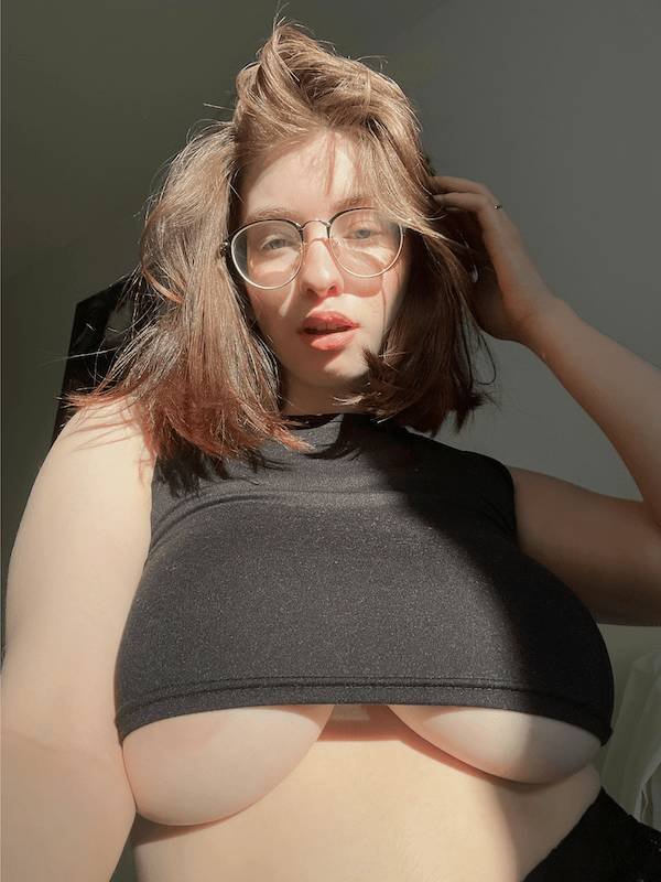 Girls In Glasses (36 pics)