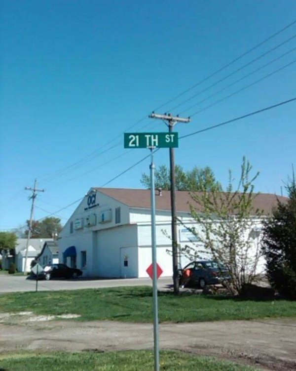 Funny Signs (24 pics)