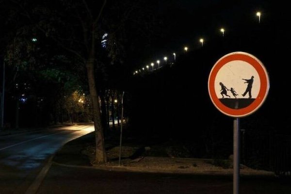 Funny Signs (24 pics)