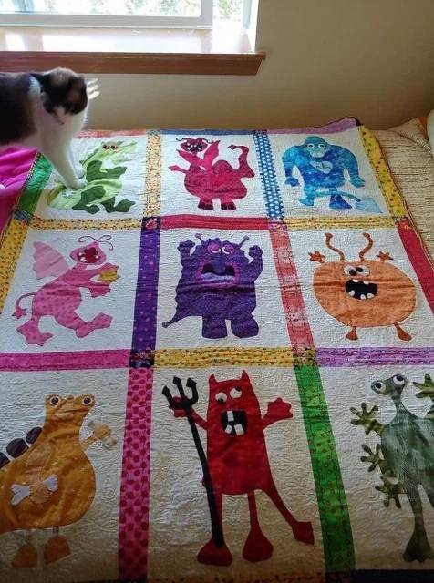 Odd Things From Thrift Shops (30 pics)
