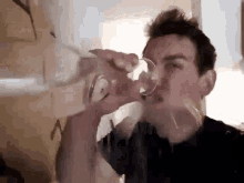 Sounds That People Don't Like (16 gifs) Sounds That People Don't Like (16 gifs)