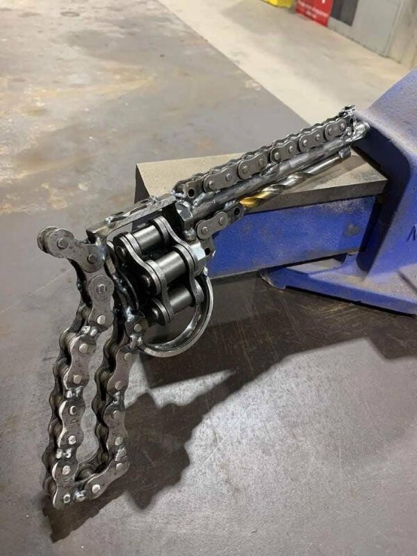 Posts For Metal Fans (25 pics)