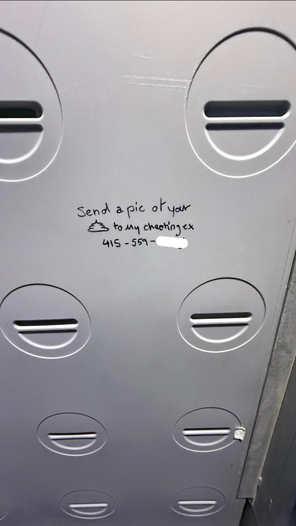 Bad Days Happen (23 pics)