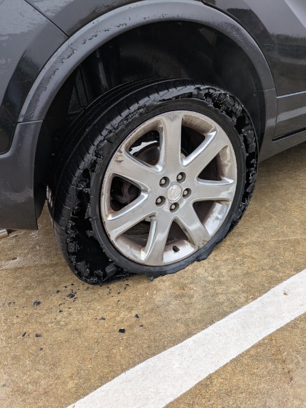 Bad Days Happen (23 pics)