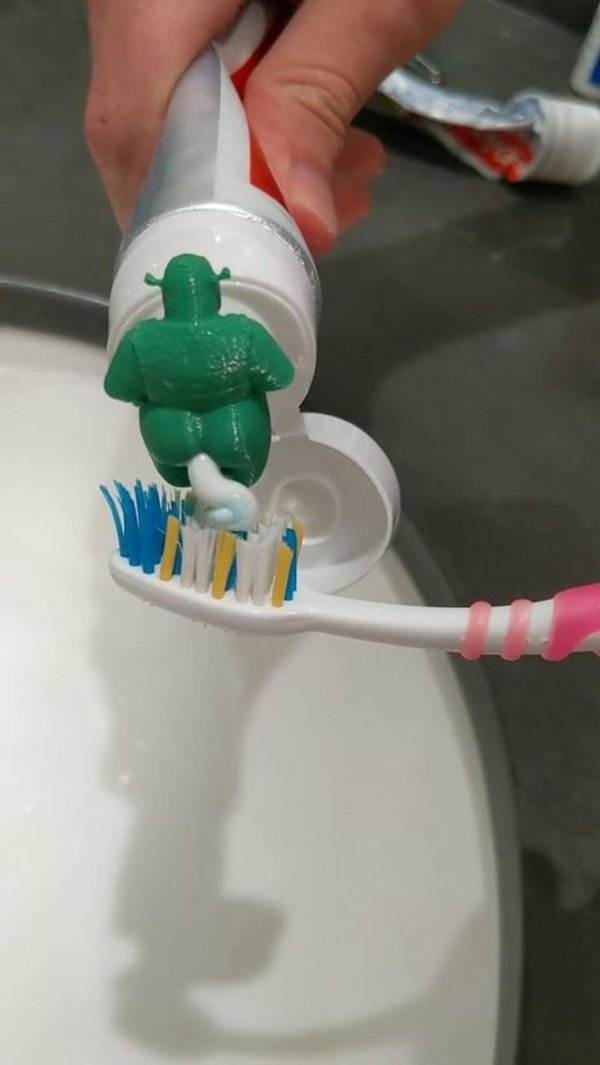 Weird Things And Designs (24 pics)