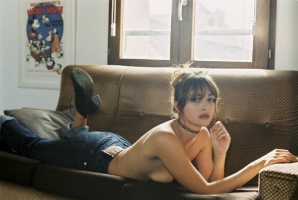 Side View (33 pics)