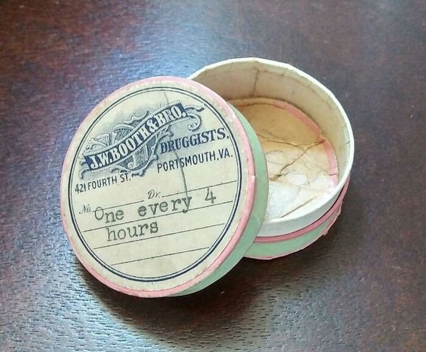 Amazing Finds From The Past (33 pics)