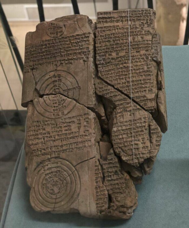 Amazing Historical Objects (15 pics)