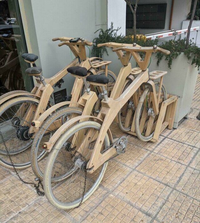 Unusual Finds In Hotels (25 pics)