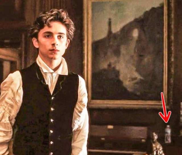 Mistakes In Popular Movies (16 pics)