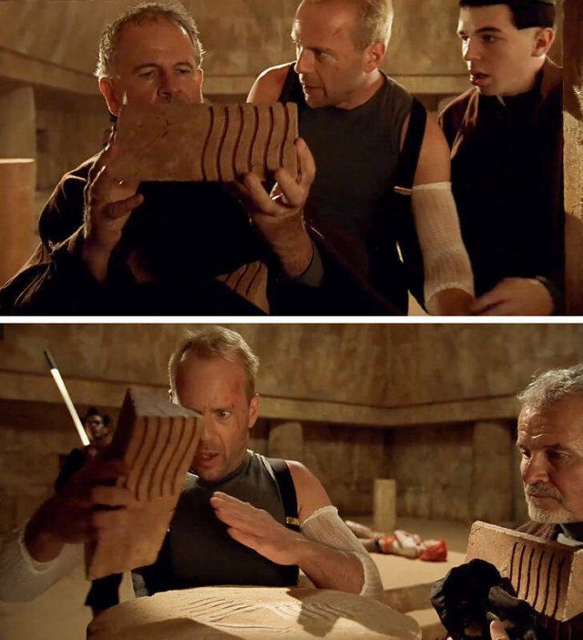 Mistakes In Popular Movies (16 pics)