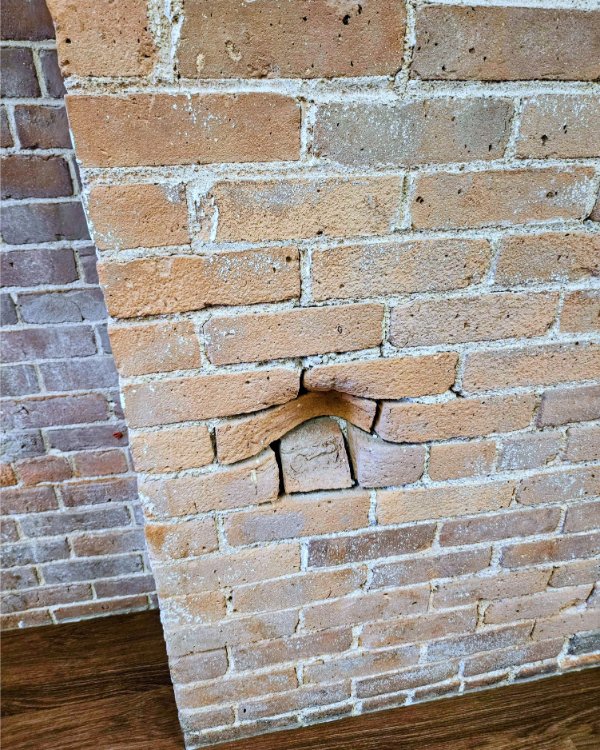 What Is Going On Here? (27 pics)