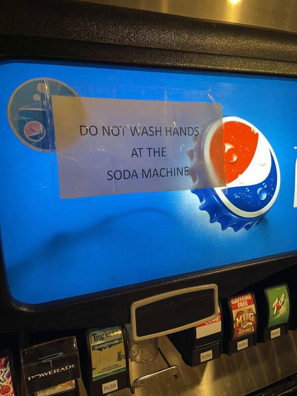 Sarcastic Messages And Signs (26 pics)