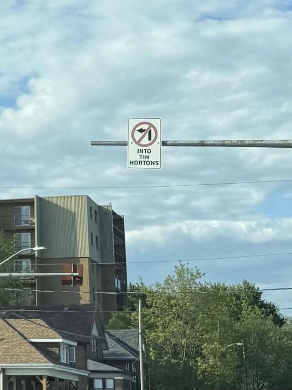 Sarcastic Messages And Signs (26 pics)