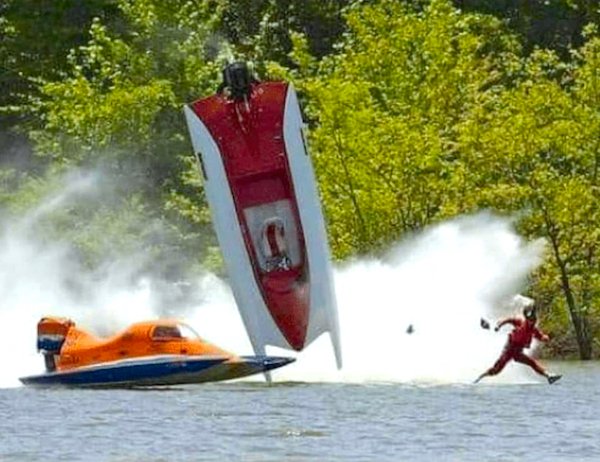 What Is Going On Here? (27 pics)