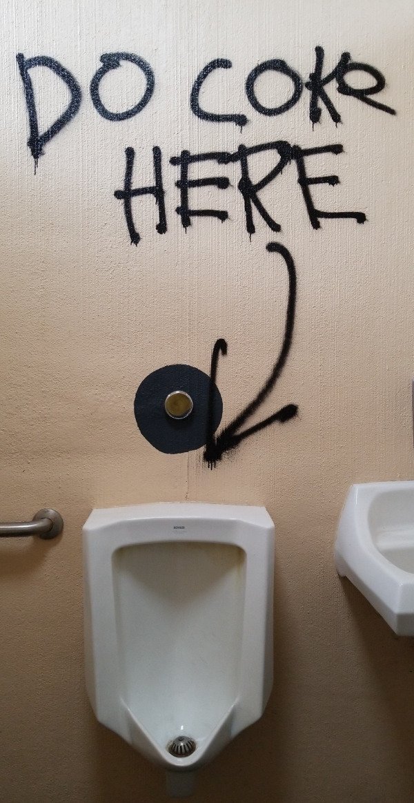 What Is Going On Here? (27 pics)