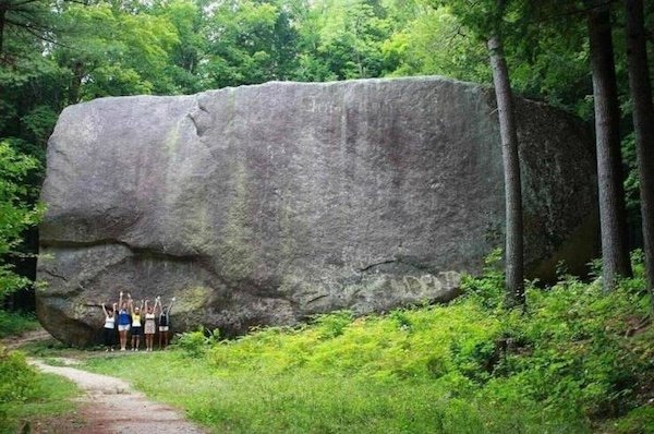 Giant Things (40 pics)