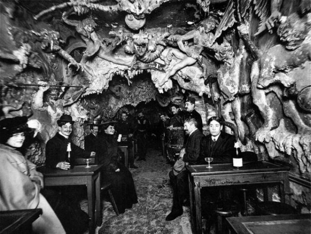 Strange But Interesting Victorian Photos (25 pics)