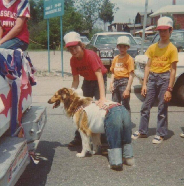 People Share Their Cool Photos From The Past (20 pics)