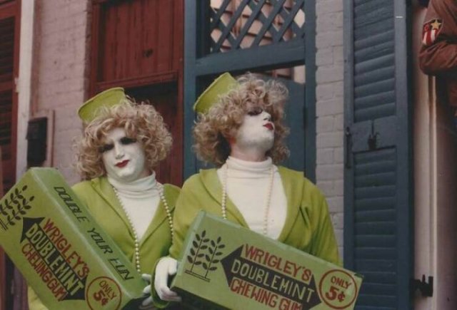 People Share Their Cool Photos From The Past (20 pics)