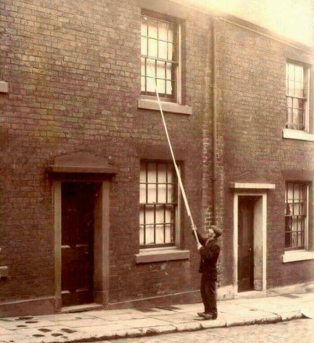 Strange But Interesting Victorian Photos (25 pics)