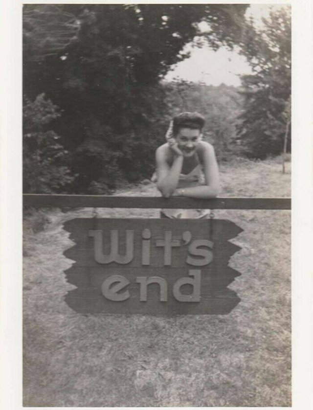 People Share Their Cool Photos From The Past (20 pics)