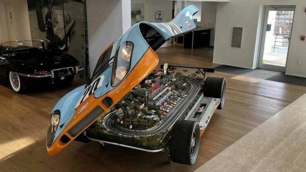 Unusual Things And Designs (33 pics)