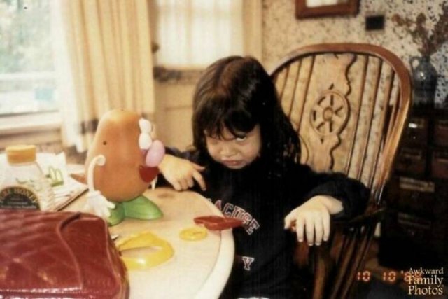 People Share Awkward Photos From The Past (23 pics)