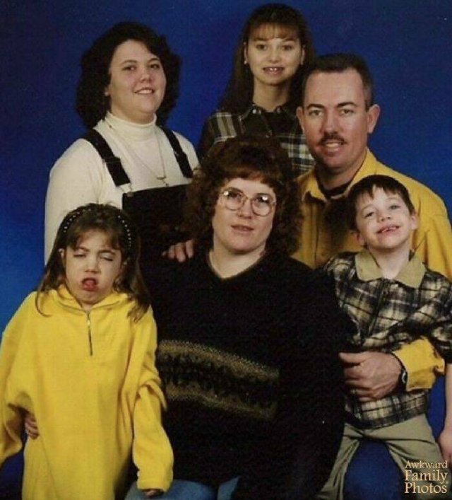 People Share Awkward Photos From The Past (23 pics)