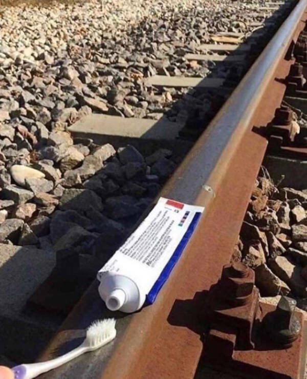 Really Strange Situations (26 pics)