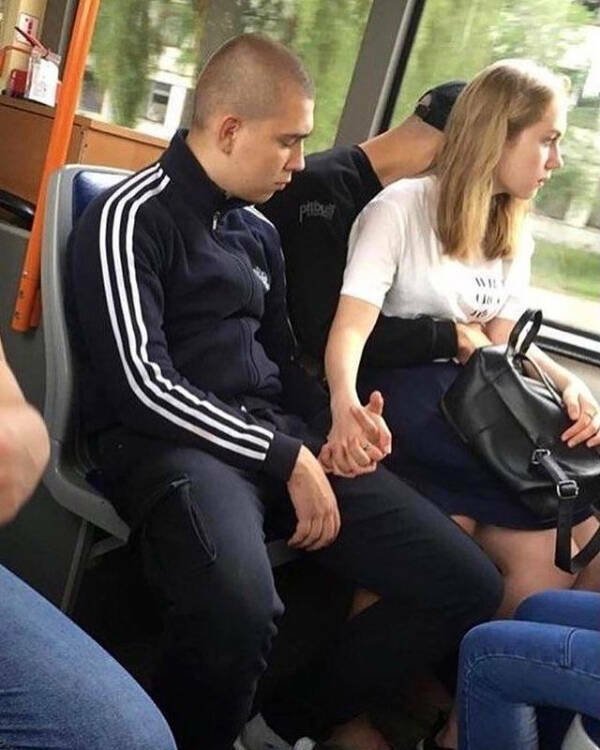 Really Strange Situations (26 pics)