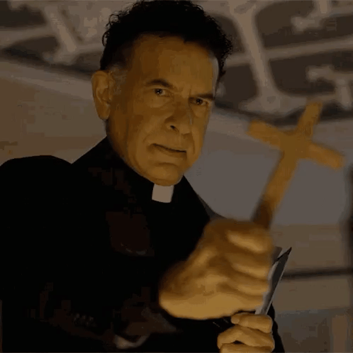 Don't Say This In The Elevator (17 gifs) Don't Say This In The Elevator (17 gifs)