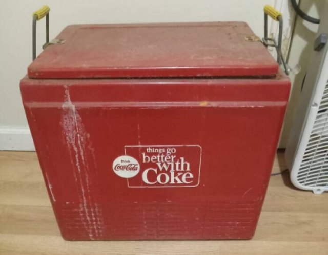 Unexpected Finds In Old Houses (16 pics)