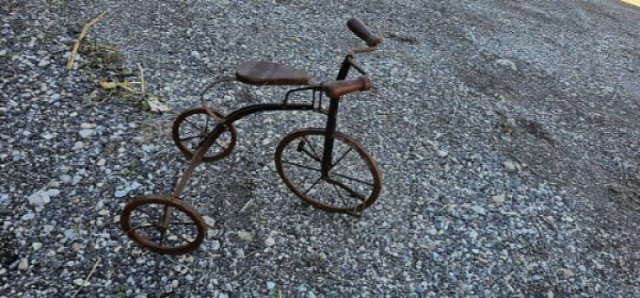 Unexpected Finds In Old Houses (16 pics)