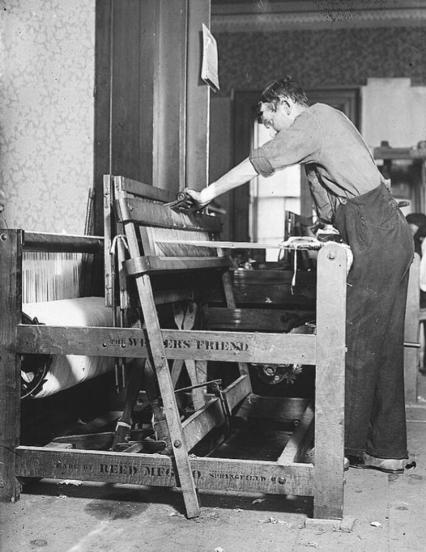 Photos Of Workers From The Past (30 pics)