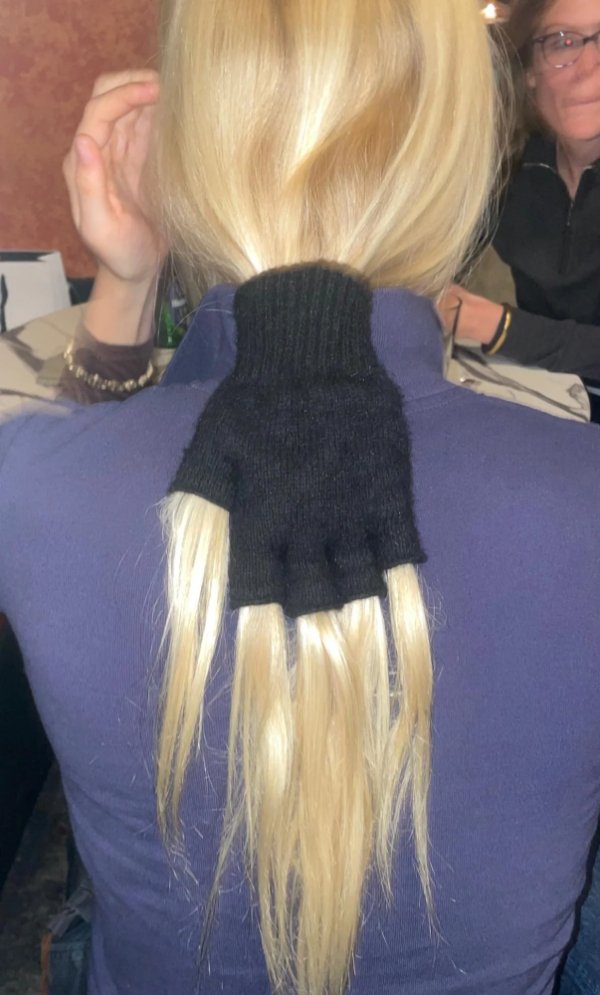 What Is Going On Here? (34 pics)