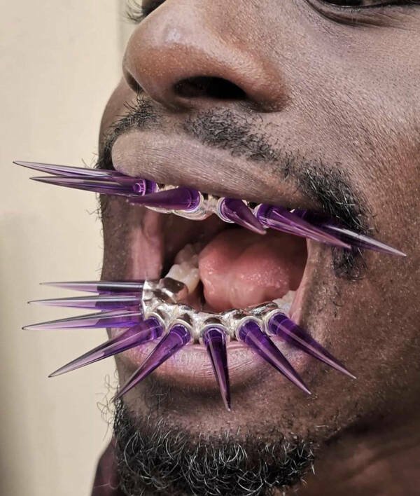 Weird Designs And Constructions (22 pics)