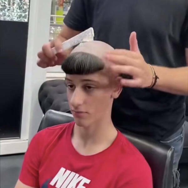 Awful Haircuts (22 pics) Awful Haircuts (22 pics)