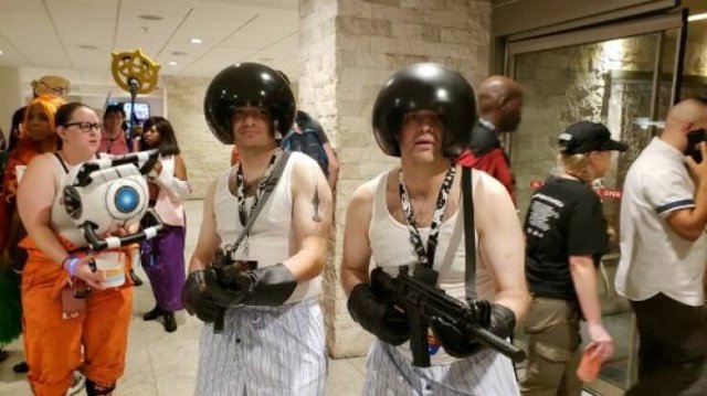 Funny Cosplay (25 pics)