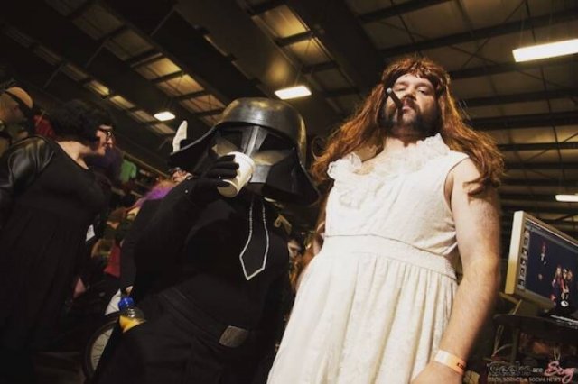 Funny Cosplay (25 pics)