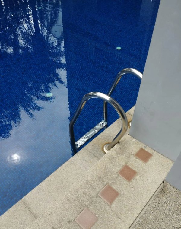 Failed Designs And Constructions (21 pics)