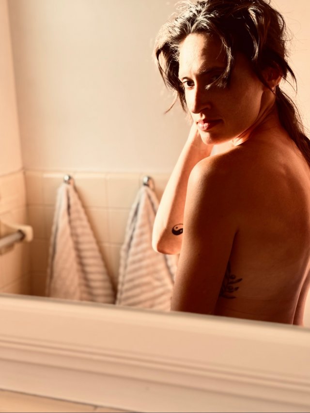 Wet Girls (27 pics)