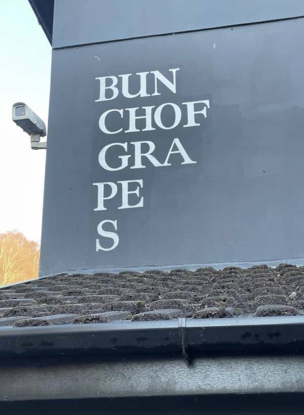 Failed Signs (26 pics)