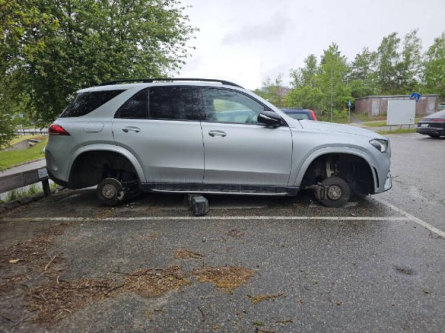 Bad Days Happen (20 pics)
