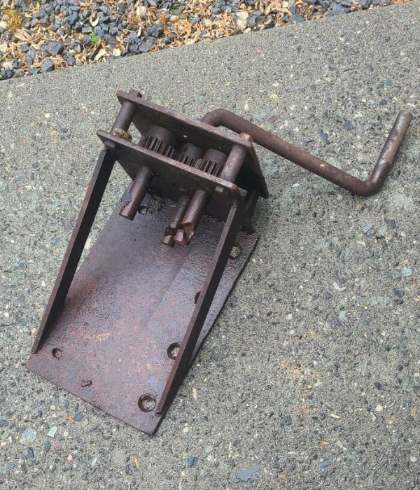 What Are These Things? (25 pics)