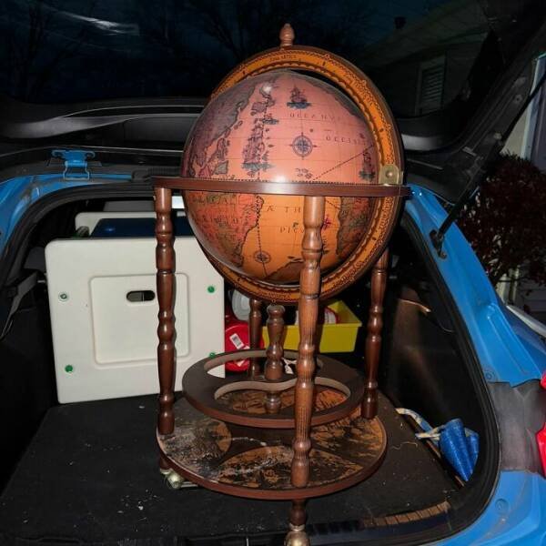 Unusual Finds In Thrift Shops (25 pics)