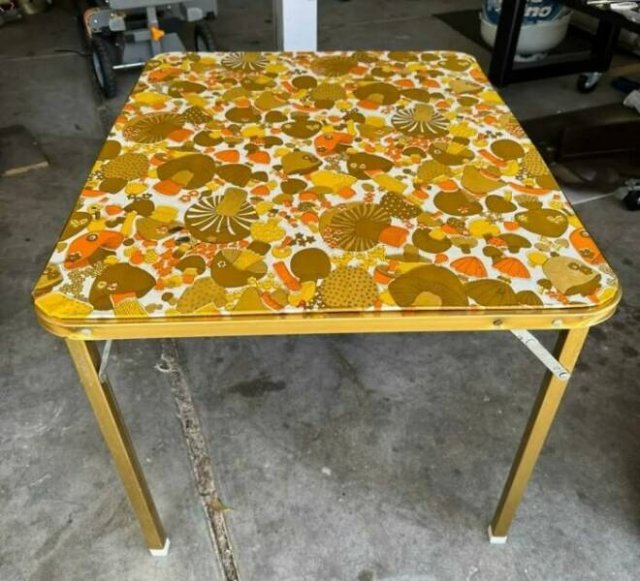 Unusual Finds In Thrift Shops (25 pics)