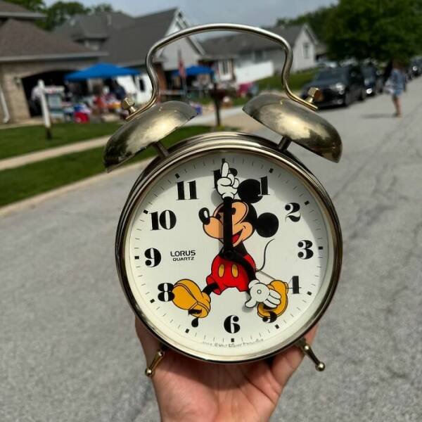 Unusual Finds In Thrift Shops (25 pics)
